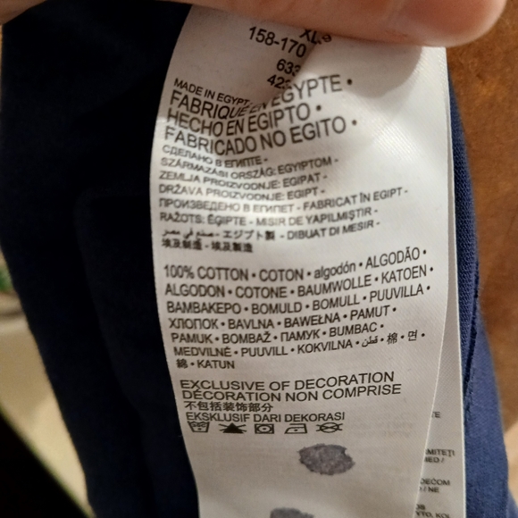 Levi's Navy Blue Cotton T Shirt Size Extra Large (XL) Kids - Picture 5 of 5